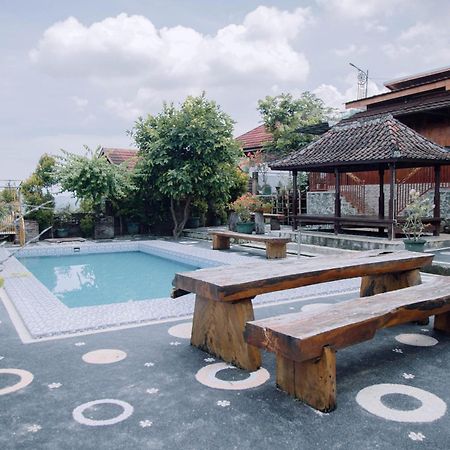 Reddoorz At Villa Bukit Senyum Lombok Kuripan  Экстерьер фото