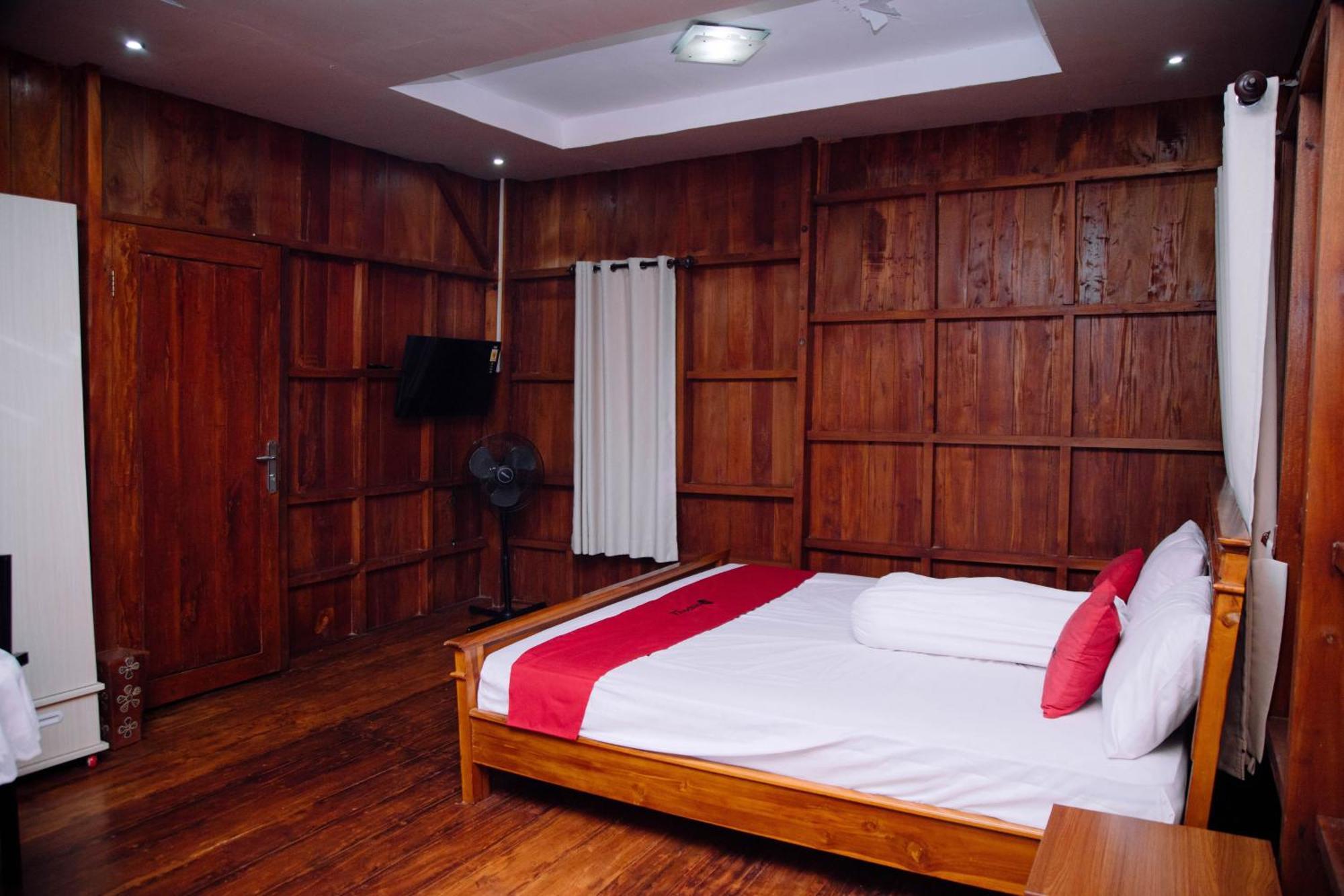 Reddoorz At Villa Bukit Senyum Lombok Kuripan  Экстерьер фото